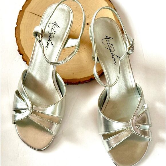 Metaphor Women’s Tristan SlingBack Heals Sz 8 1/2 M Silver - Picture 2 of 4